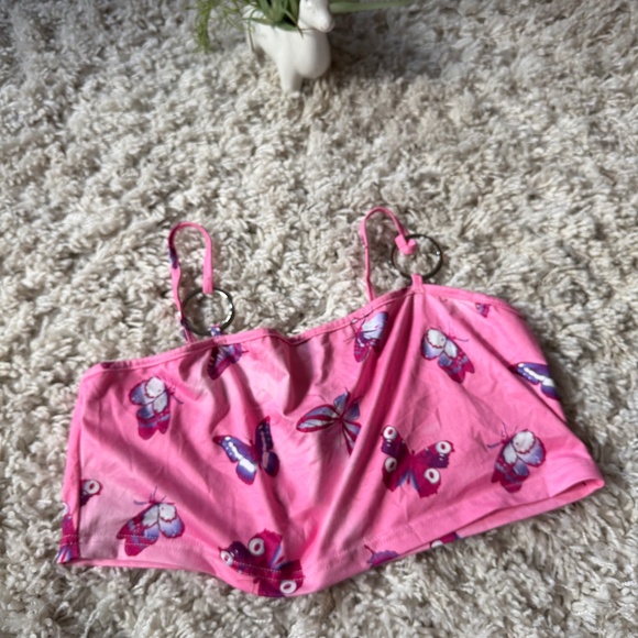 Tops - Eye-catching Vibrant Pink Butterfly women’s streetwear vintage Crop Top with Rin